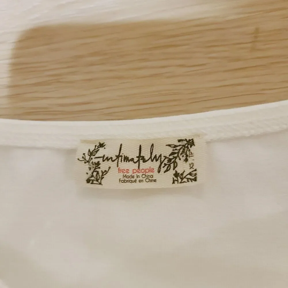 NEW Intimately Free People Shirt XS White Stretch Knit Puff Sleeve  Crop Top